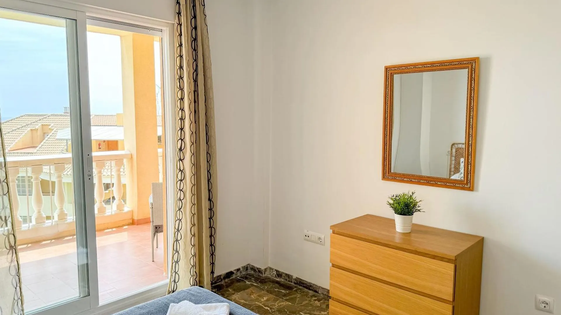 Sea Pool And Relax Comotucasa Fuengirola Daire