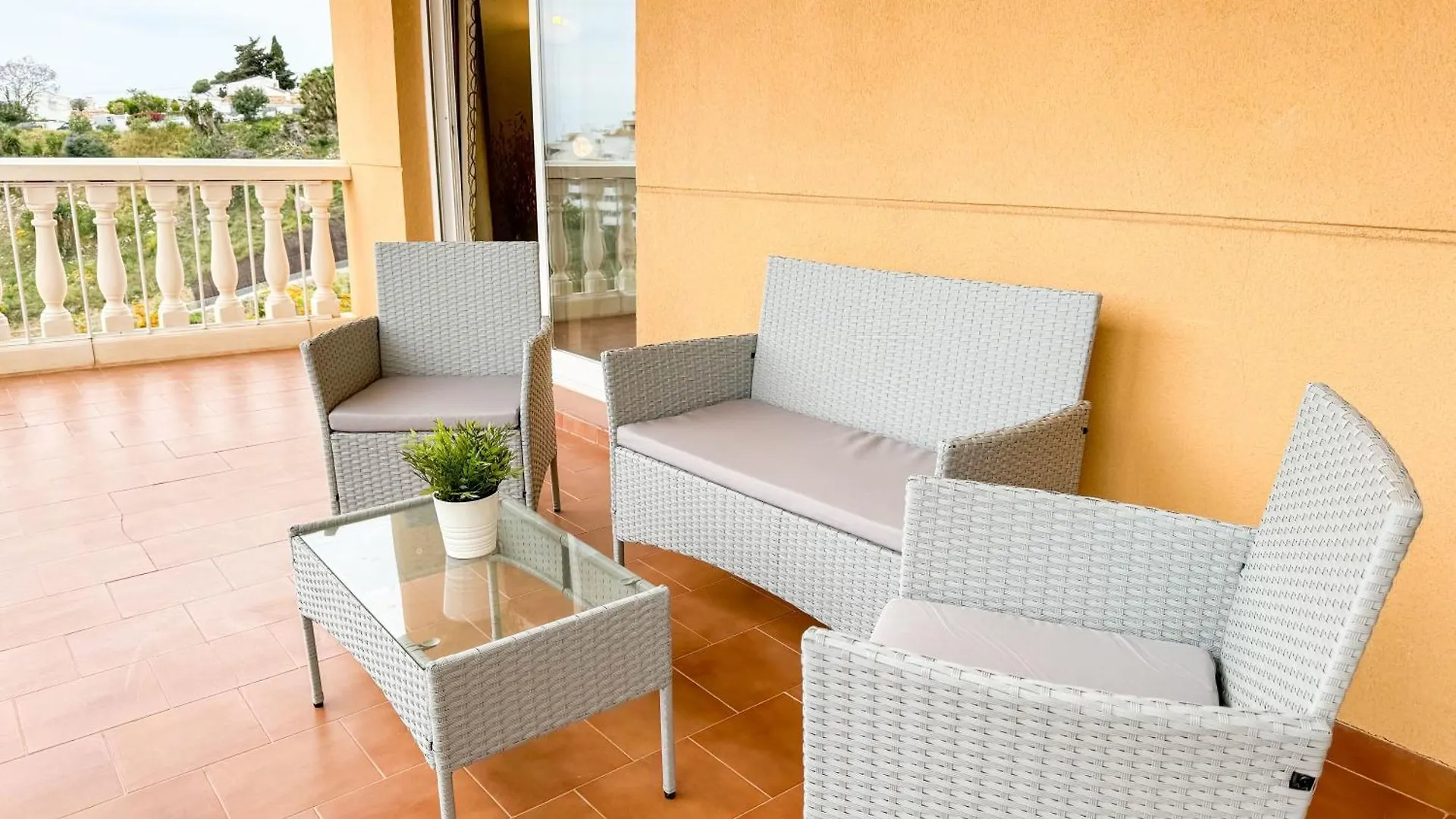 Sea Pool And Relax Comotucasa Fuengirola 0*,  İspanya